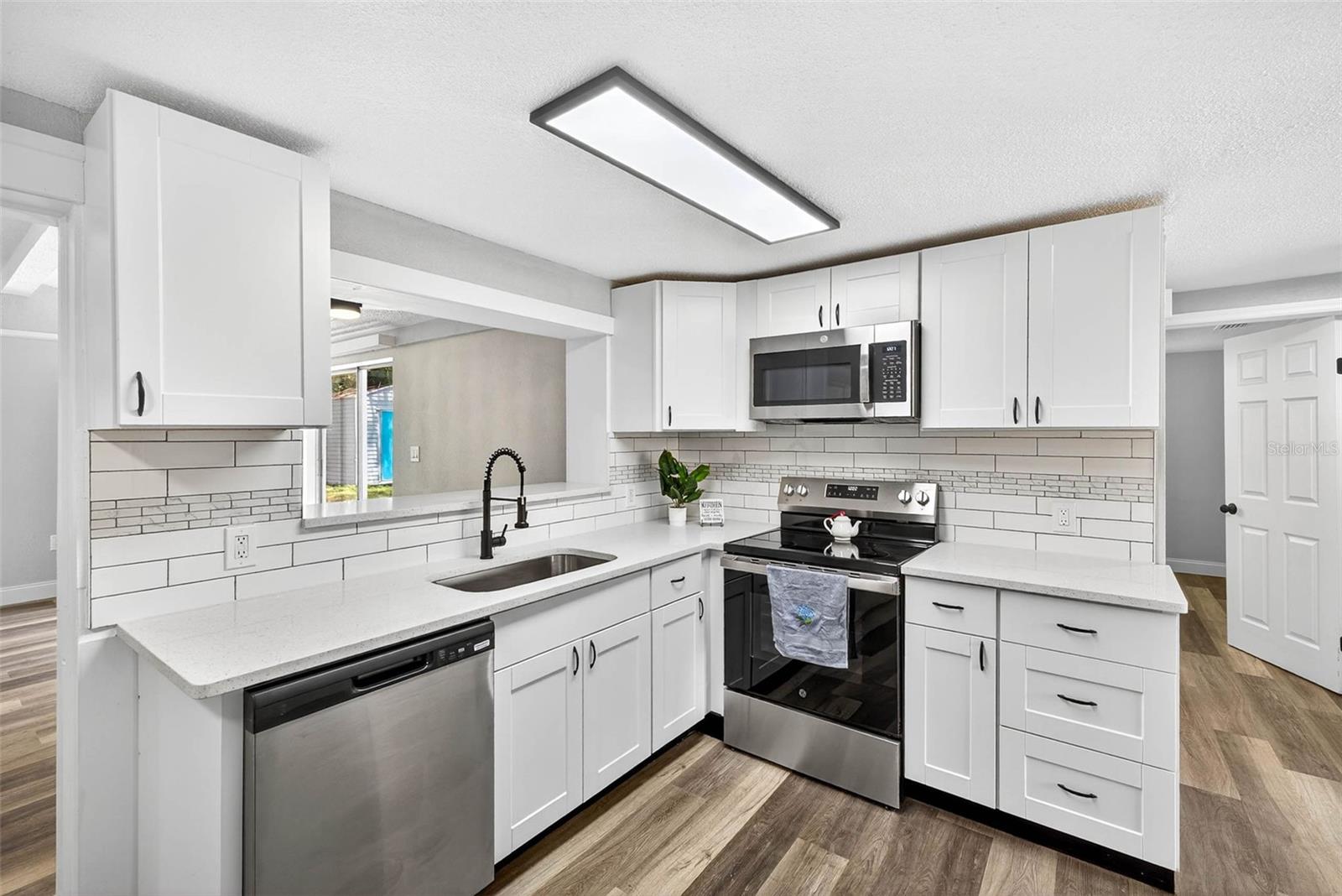 Image 10 of 31 For 9217 Pegasus Avenue