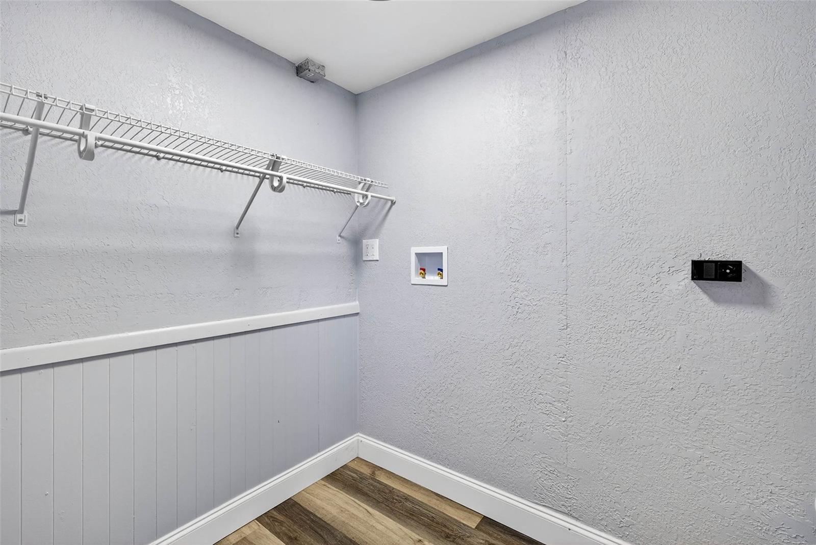 Image 21 of 31 For 9217 Pegasus Avenue