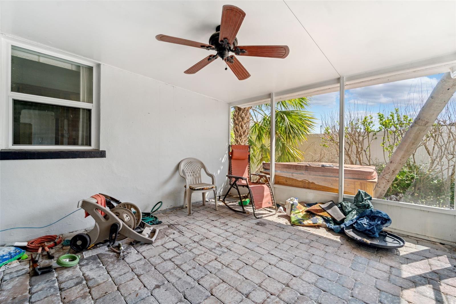 Image 17 of 26 For 8075 Gulf Boulevard