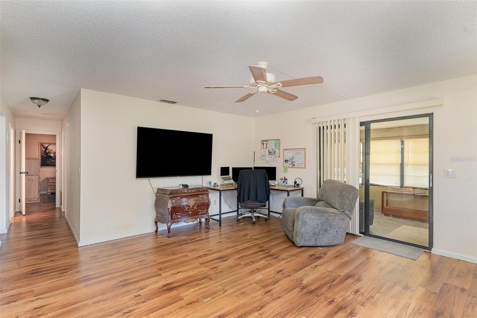 Image 7 of 29 For 8917 103rd Lane