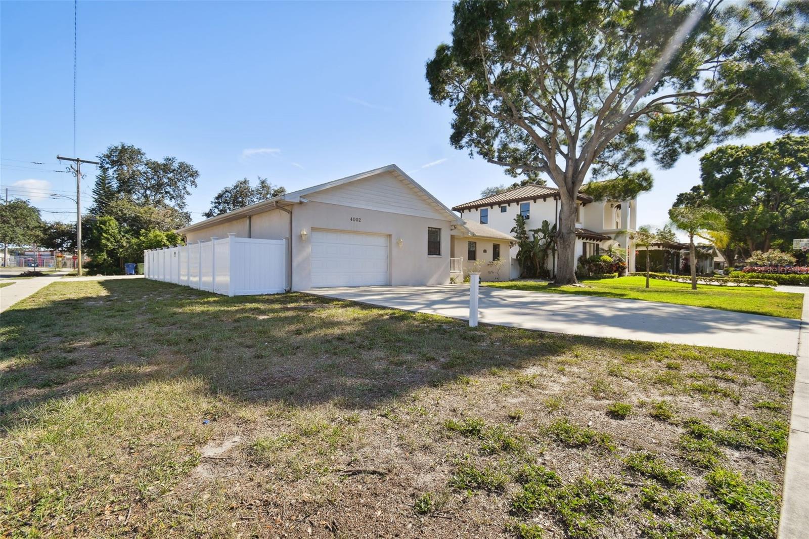 Image 21 of 22 For 4002 Mullen Avenue