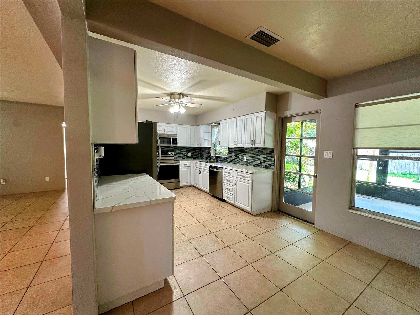 Image 10 of 26 For 1738 Tyrone Boulevard N
