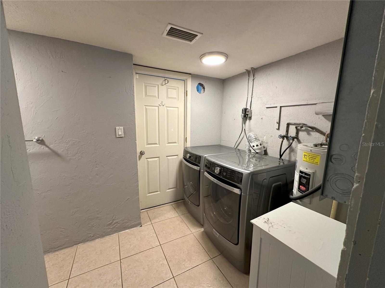 Image 22 of 26 For 1738 Tyrone Boulevard N