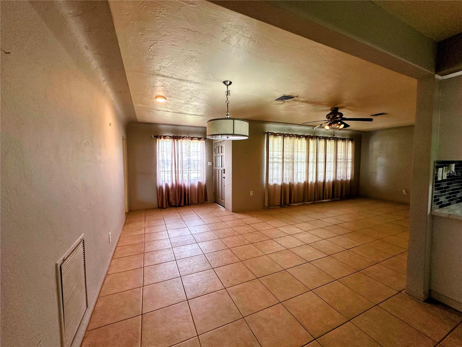 Image 4 of 26 For 1738 Tyrone Boulevard N