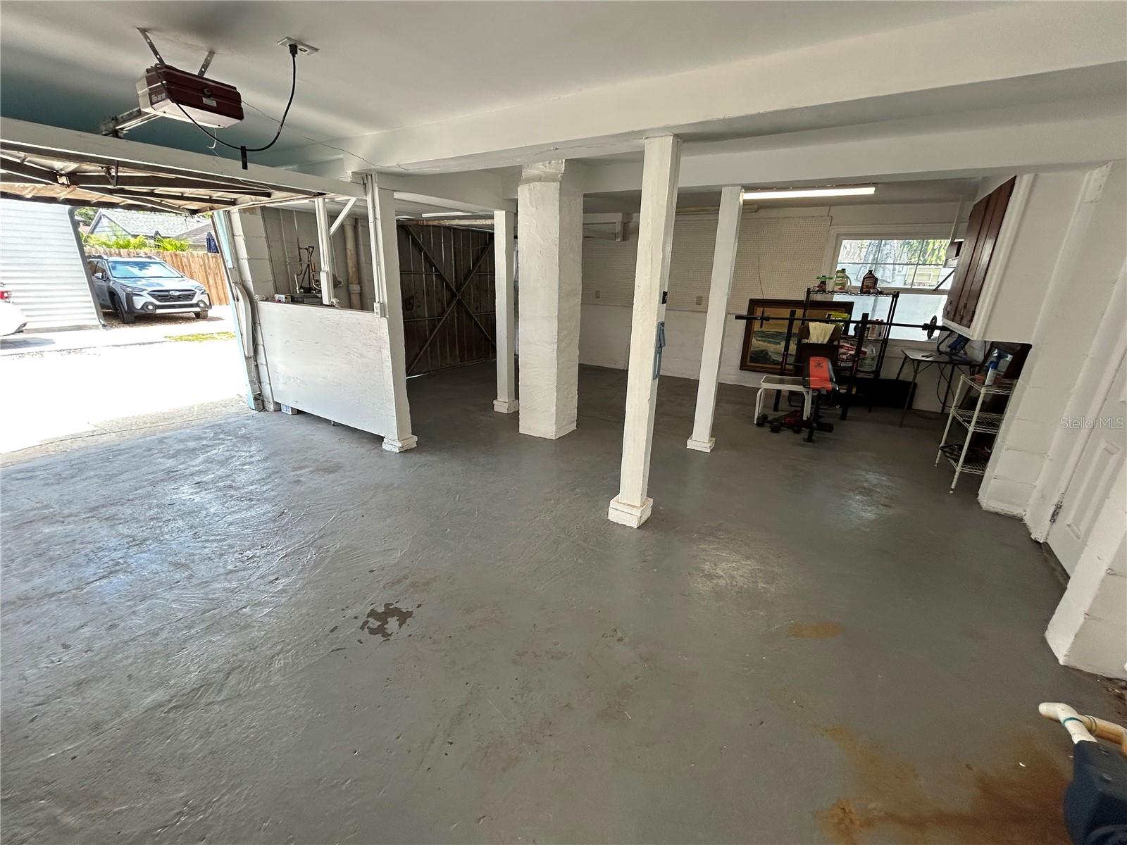 Image 73 of 78 For 2421 Burlington Avenue N
