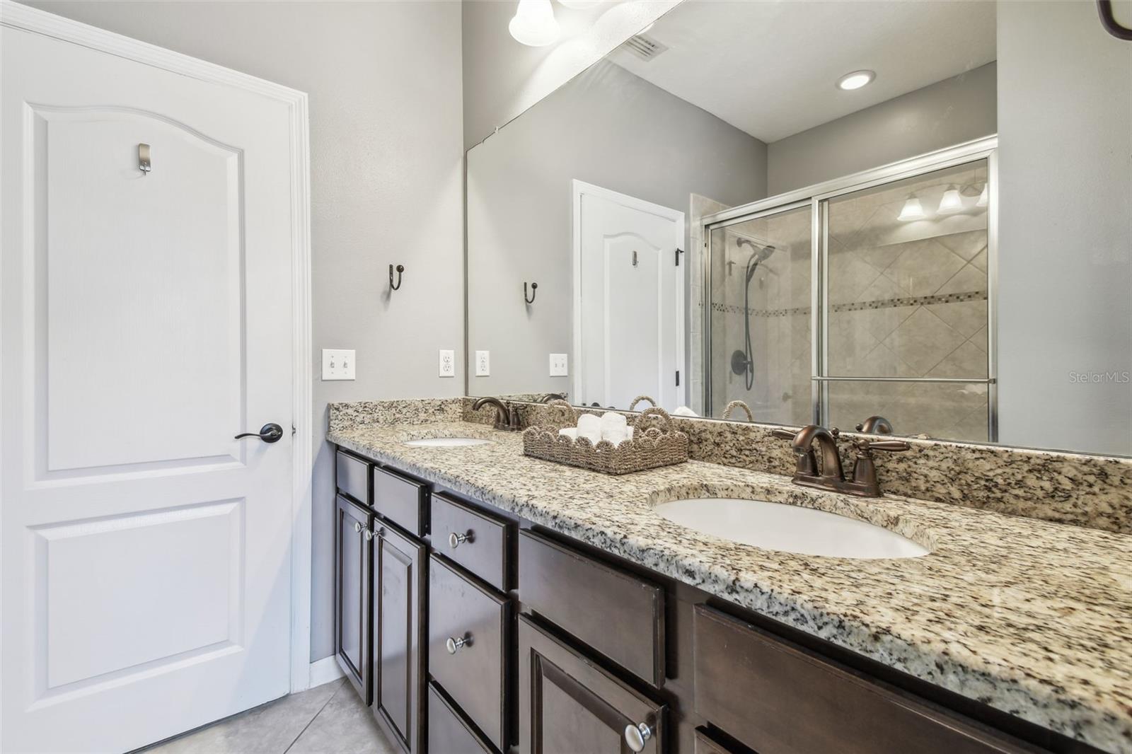 Image 35 of 84 For 7001 Interbay Boulevard 134