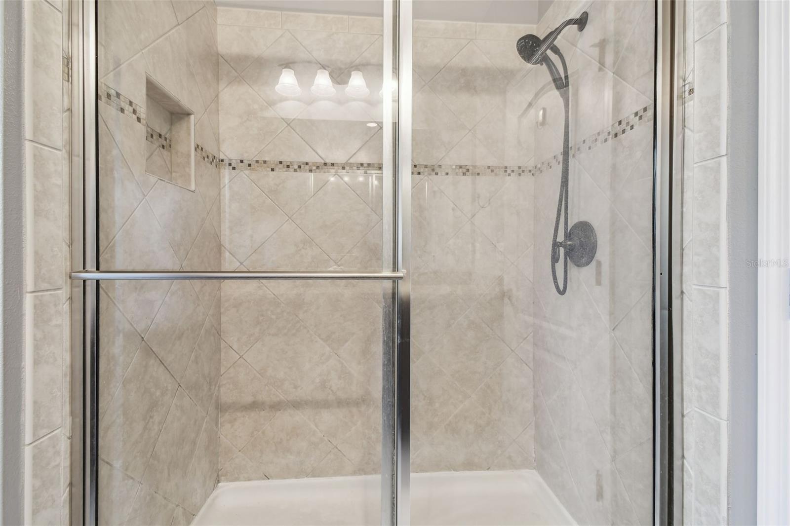 Image 36 of 84 For 7001 Interbay Boulevard 134