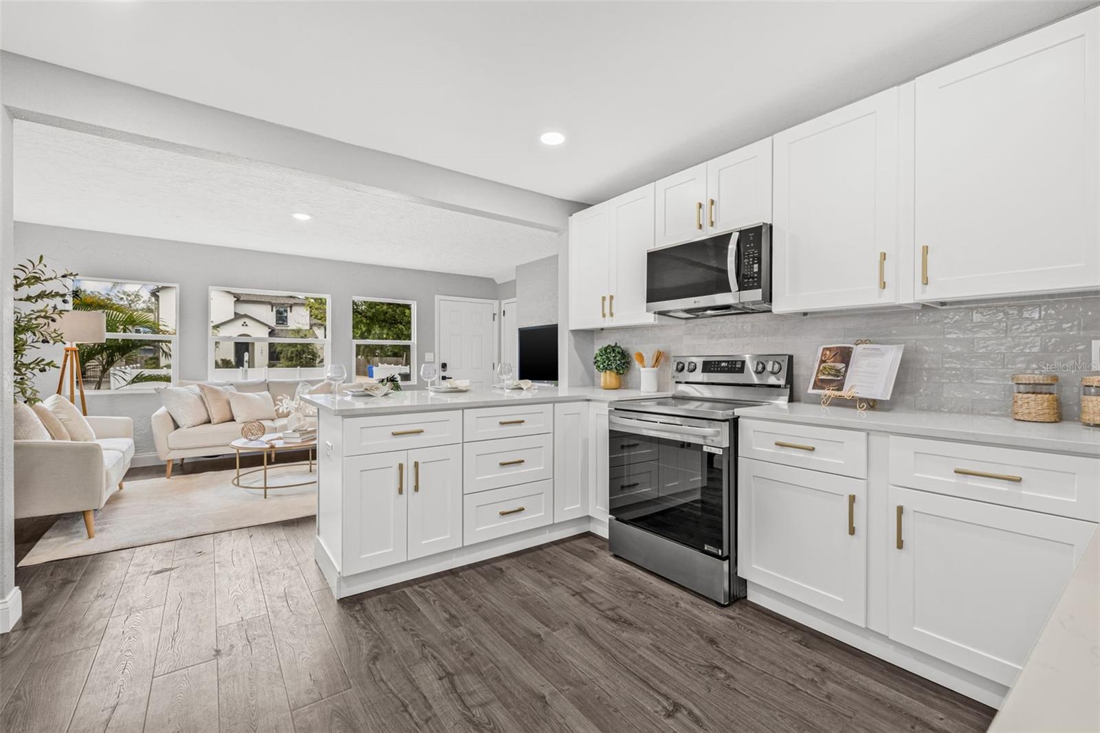 Image 11 of 27 For 1302 22nd Avenue N