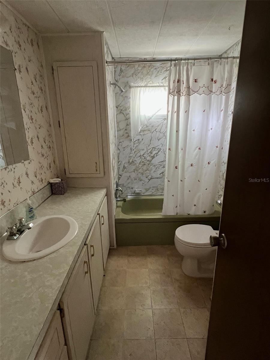 Image 14 of 20 For 13225 101st Street 199