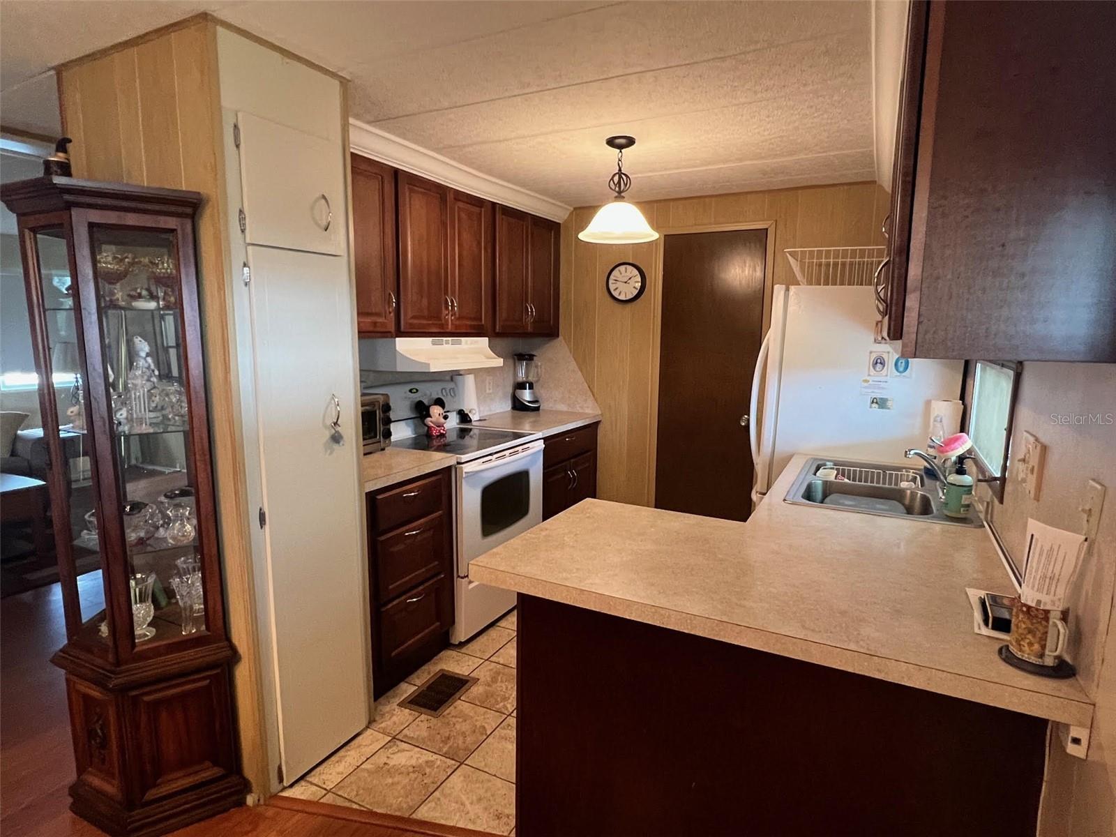Image 3 of 20 For 13225 101st Street 199