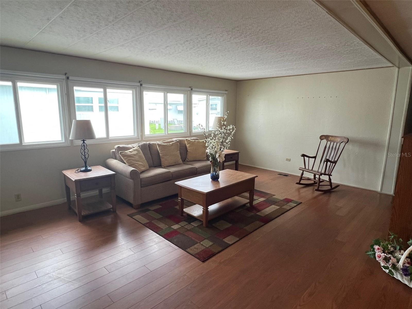 Image 8 of 20 For 13225 101st Street 199