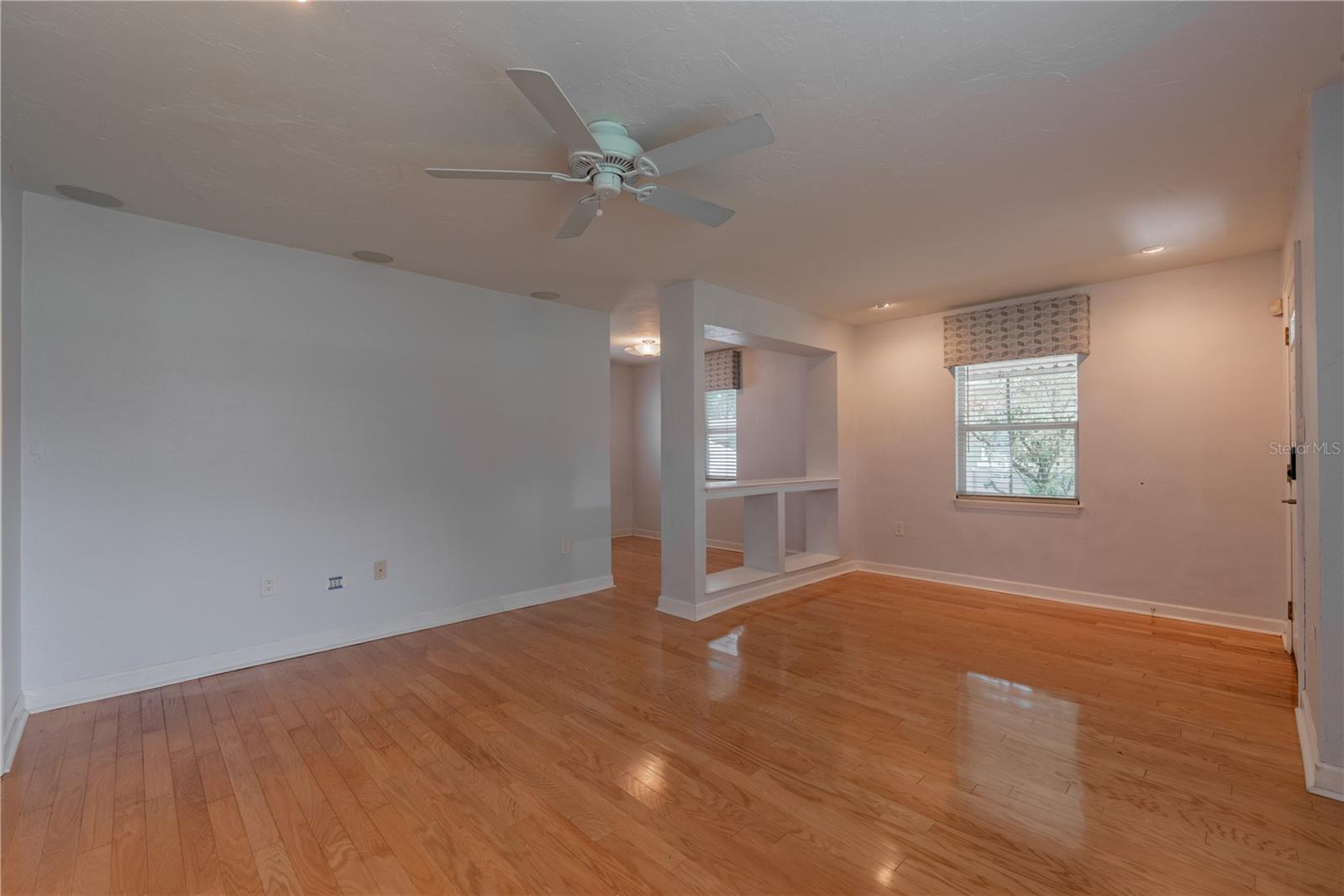 Image 5 of 29 For 715 Virginia Avenue