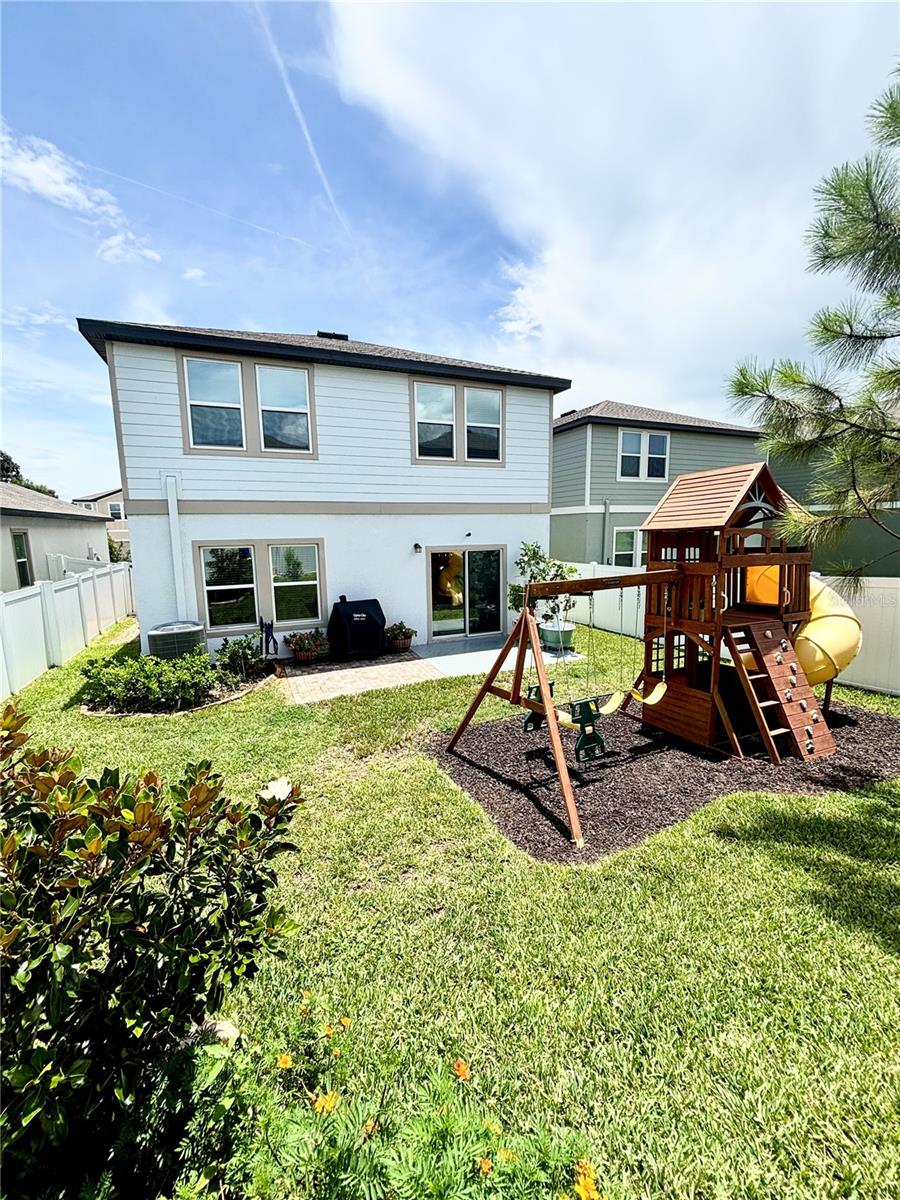 Image 21 of 29 For 11691 Adam Lee Way