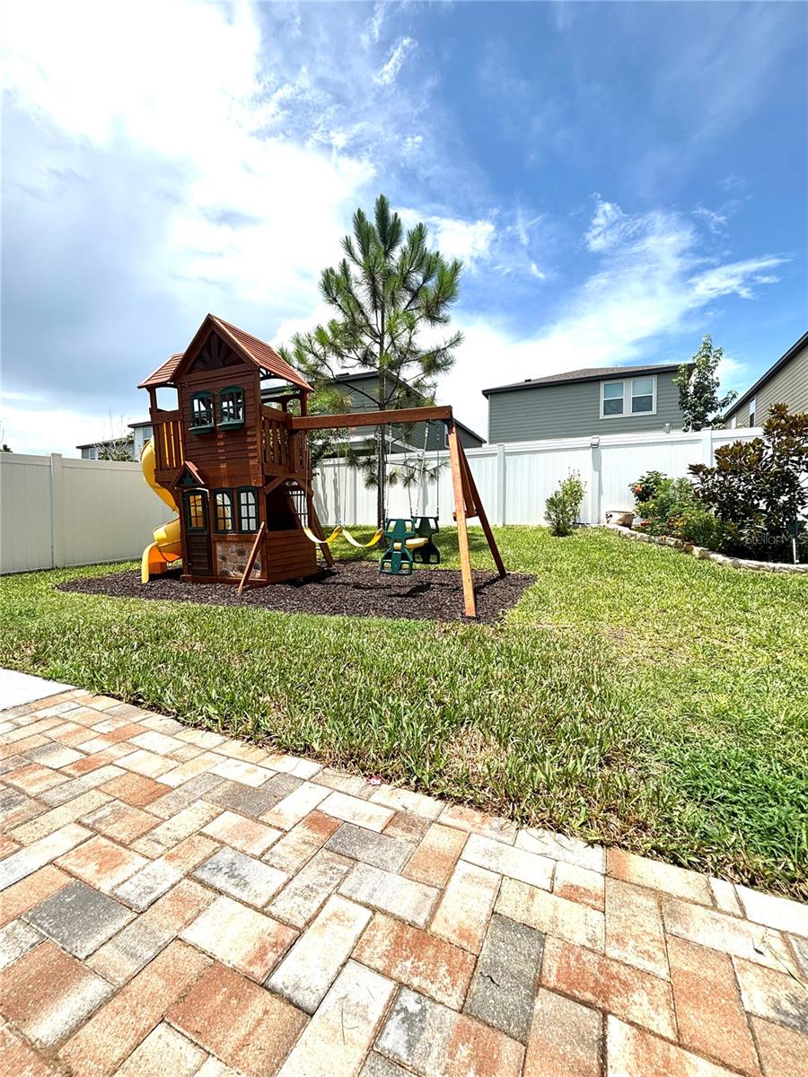 Image 24 of 29 For 11691 Adam Lee Way