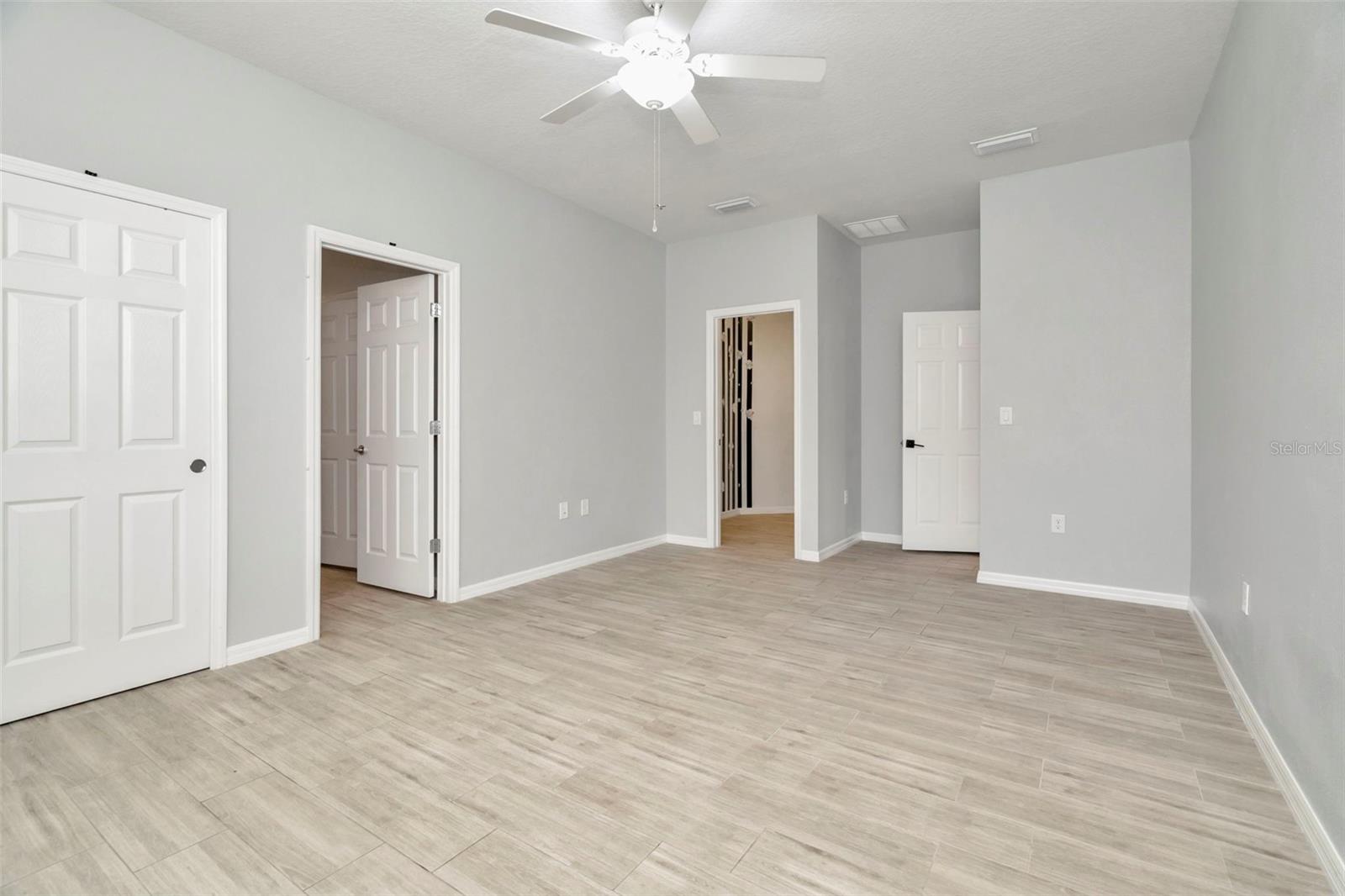 Image 22 of 60 For 18359 Cortes Creek Boulevard
