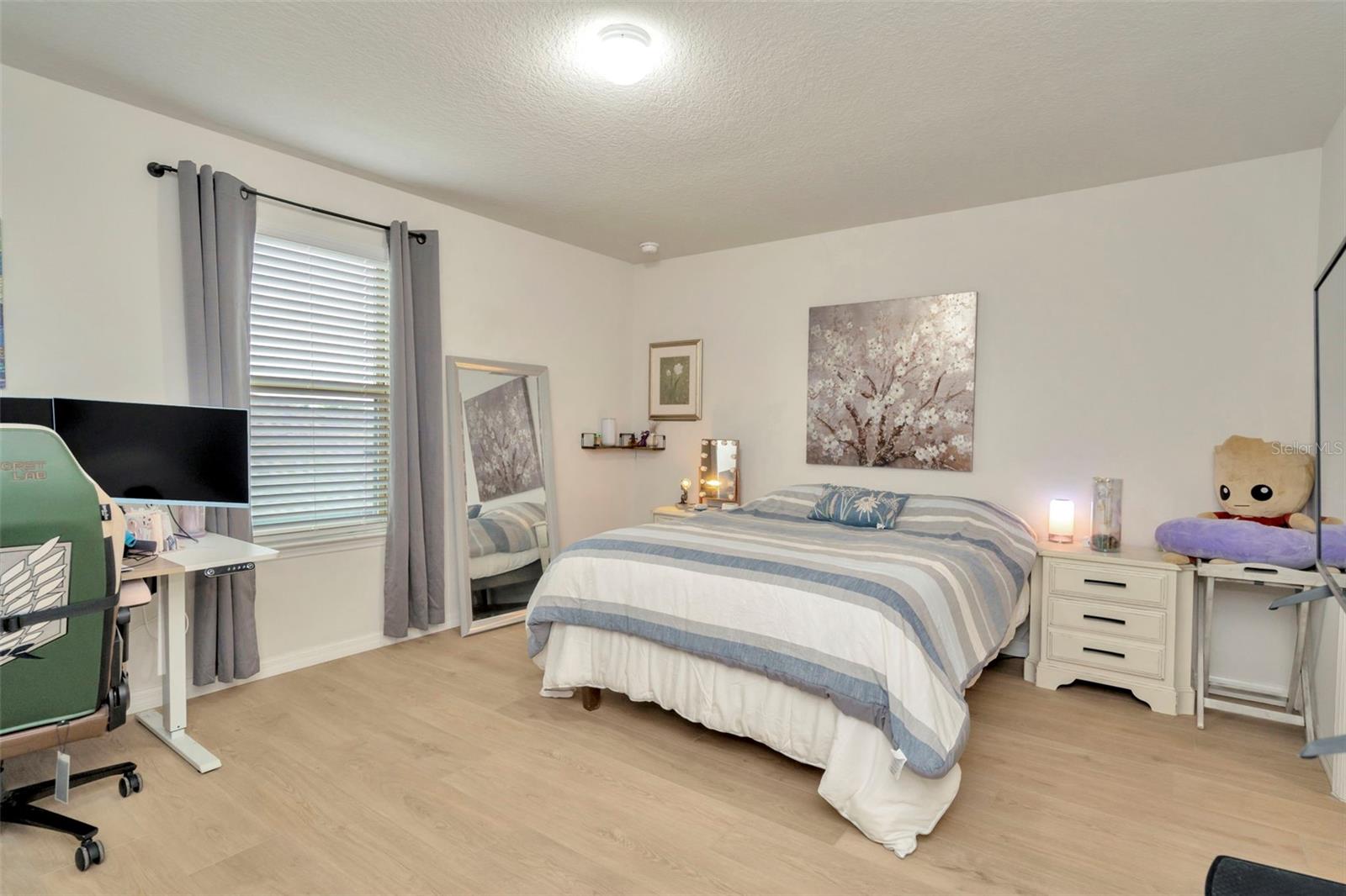Image 37 of 60 For 18359 Cortes Creek Boulevard