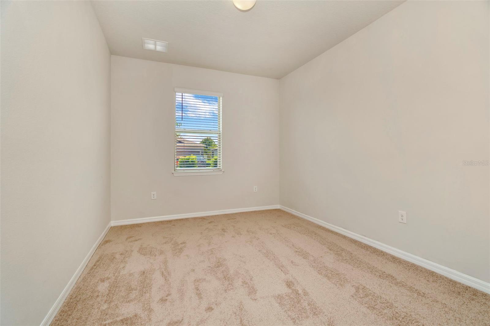 Image 9 of 60 For 18359 Cortes Creek Boulevard
