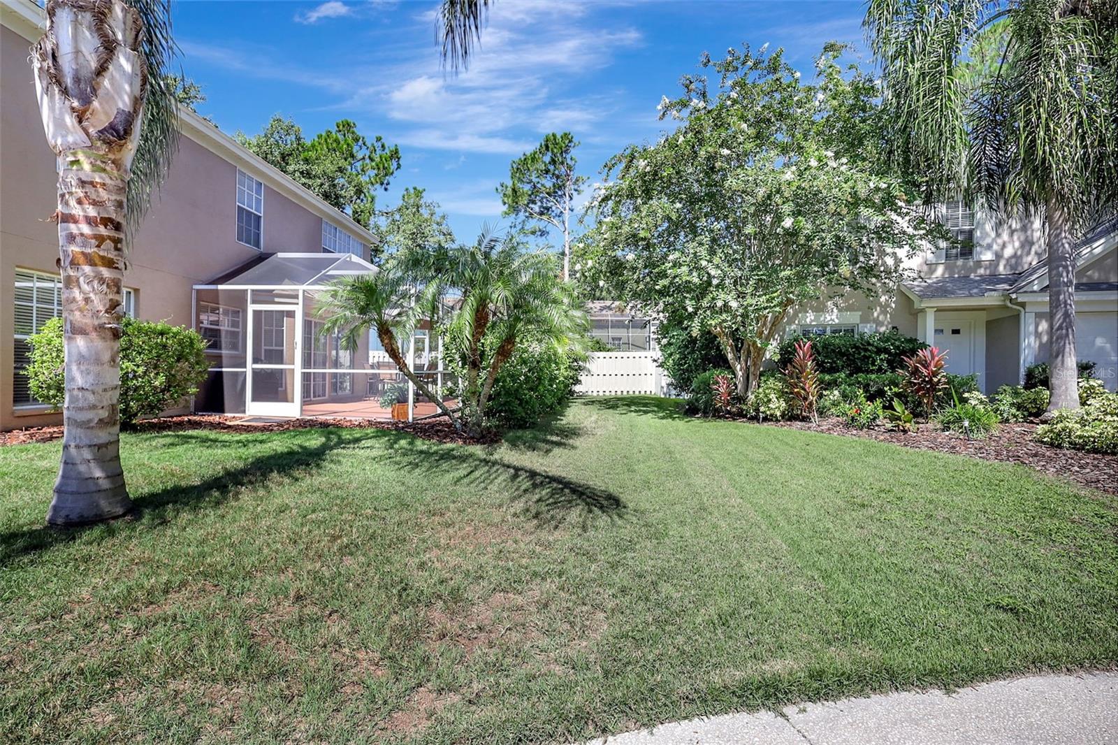 Image 40 of 64 For 9422 Oak Meadow Court