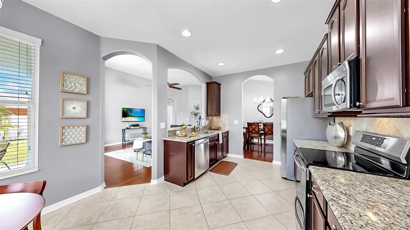 Image 21 of 63 For 7514 Forest Mere Drive