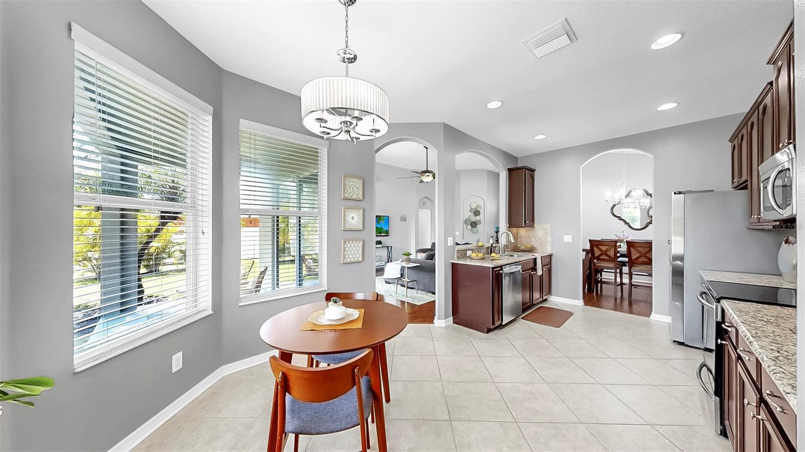 Image 22 of 63 For 7514 Forest Mere Drive