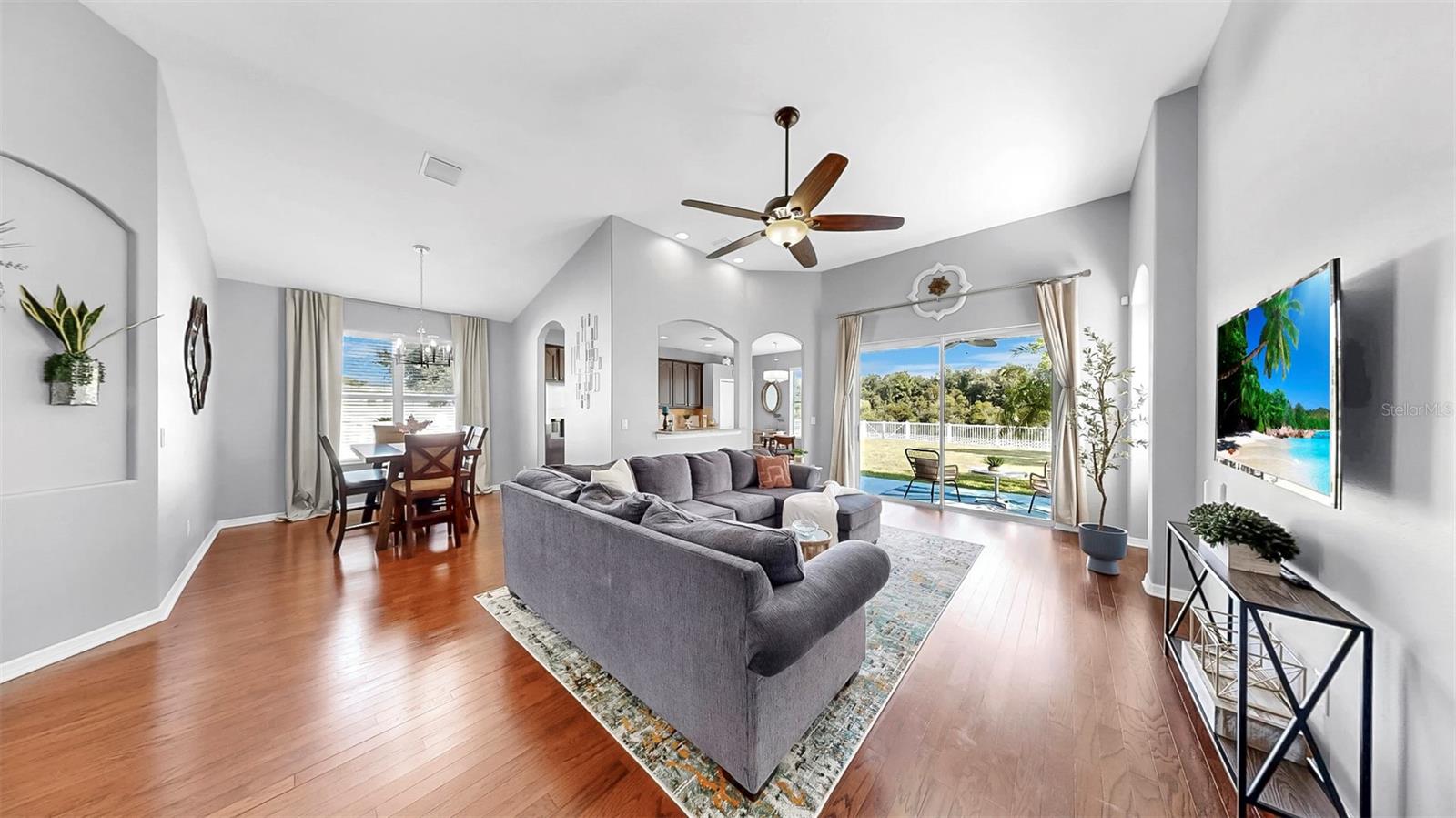 Image 37 of 63 For 7514 Forest Mere Drive