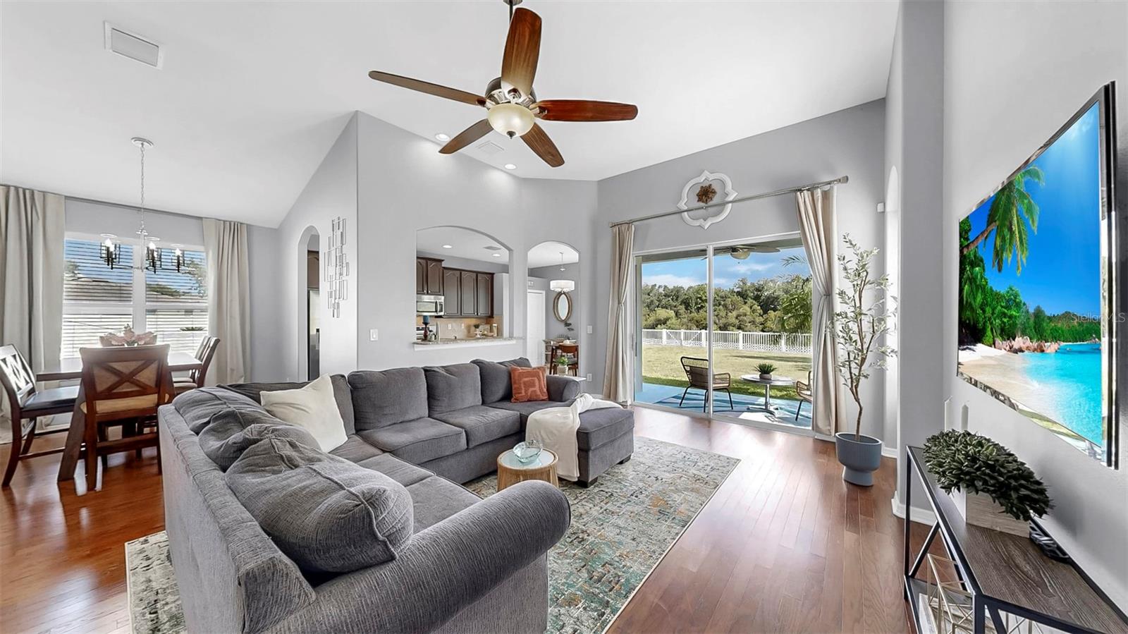 Image 47 of 63 For 7514 Forest Mere Drive