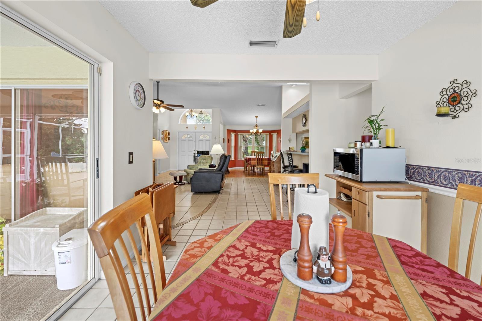 Image 23 of 63 For 14636 Linden Drive