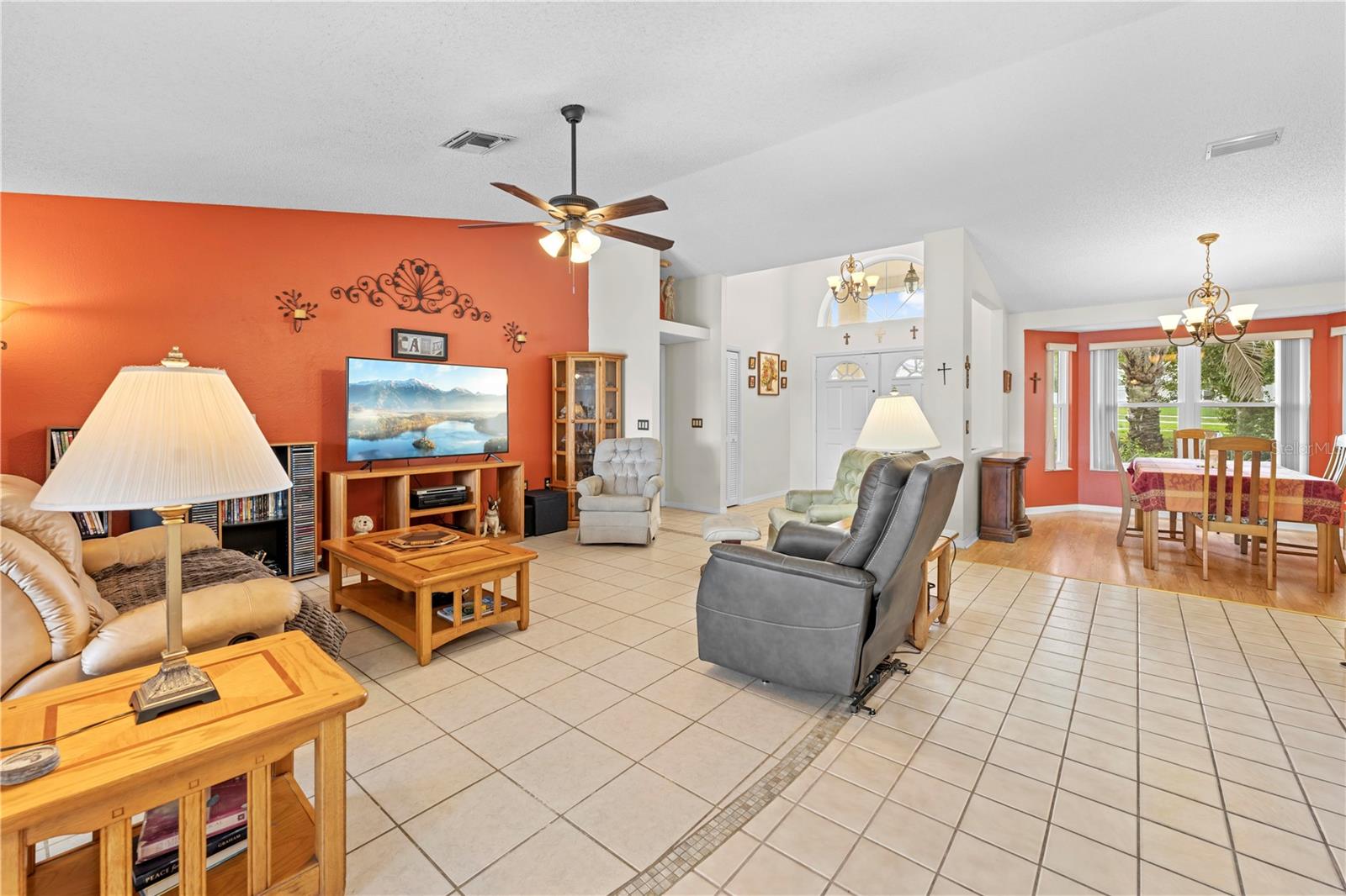 Image 25 of 63 For 14636 Linden Drive