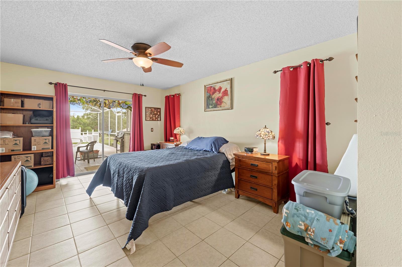 Image 27 of 63 For 14636 Linden Drive