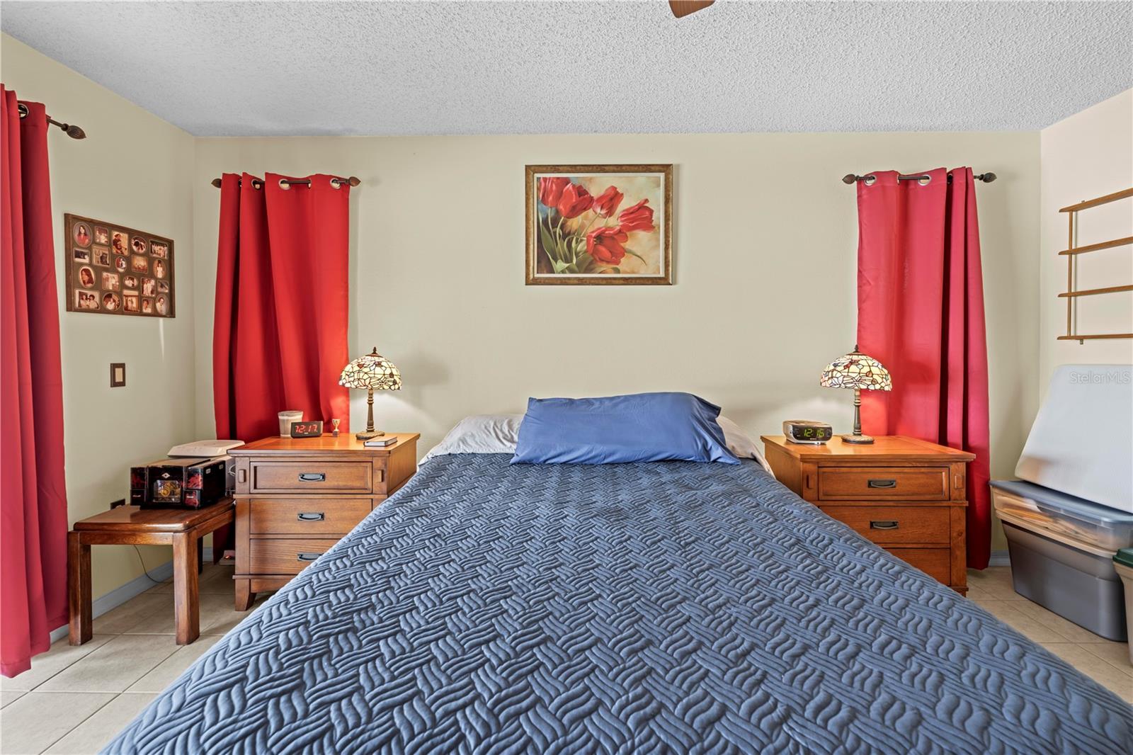 Image 29 of 63 For 14636 Linden Drive