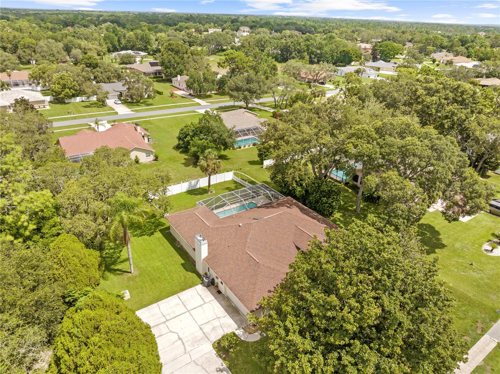 Image 7 of 63 For 14636 Linden Drive