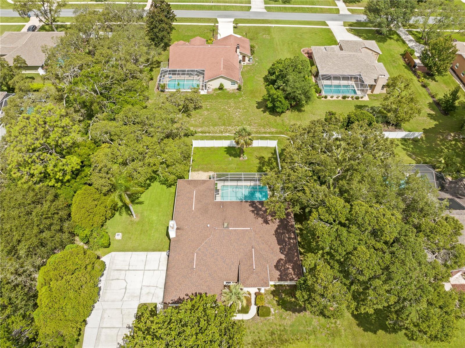Image 9 of 63 For 14636 Linden Drive