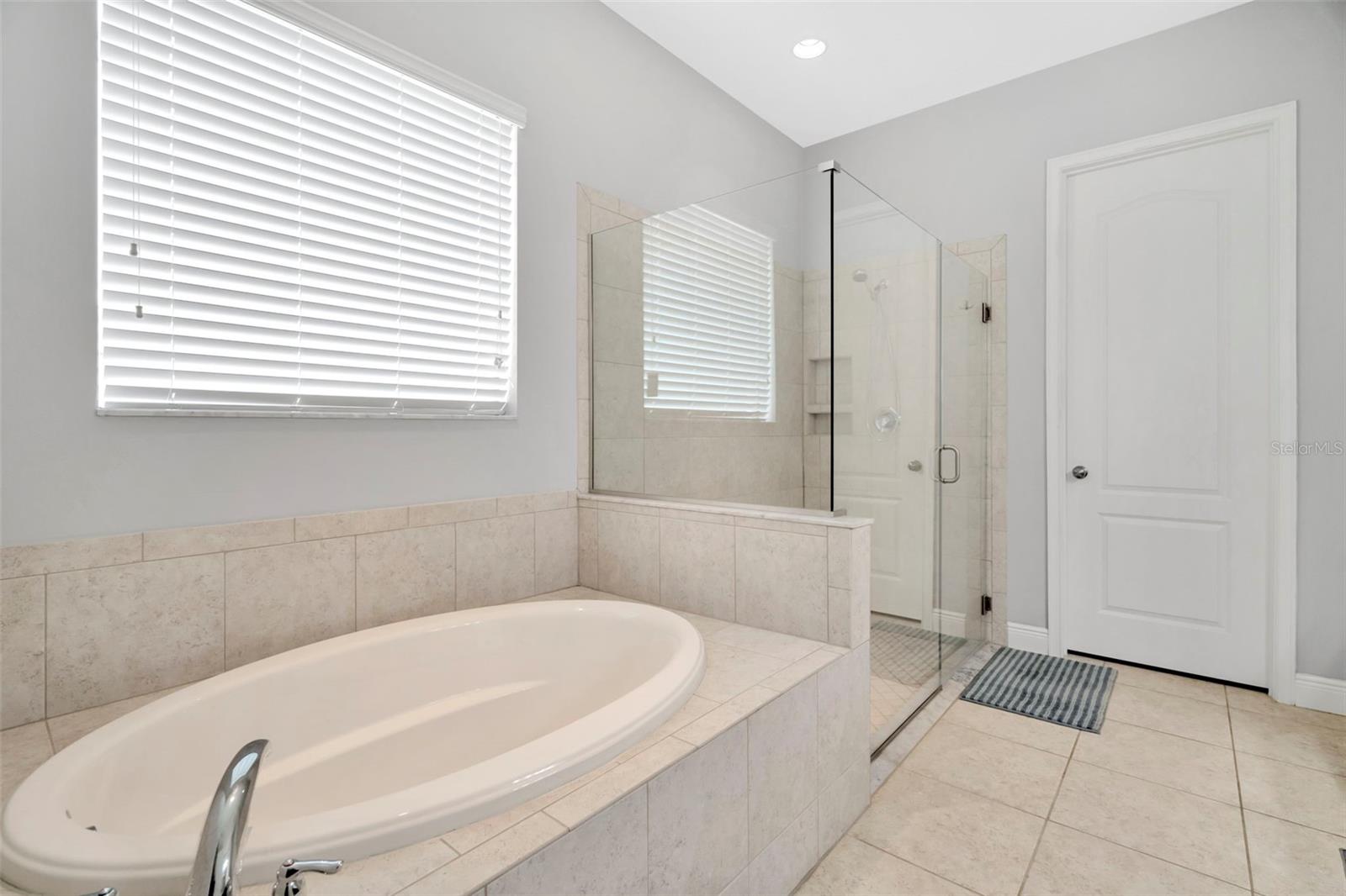 Image 28 of 42 For 11026 Brahman Ranch Circle