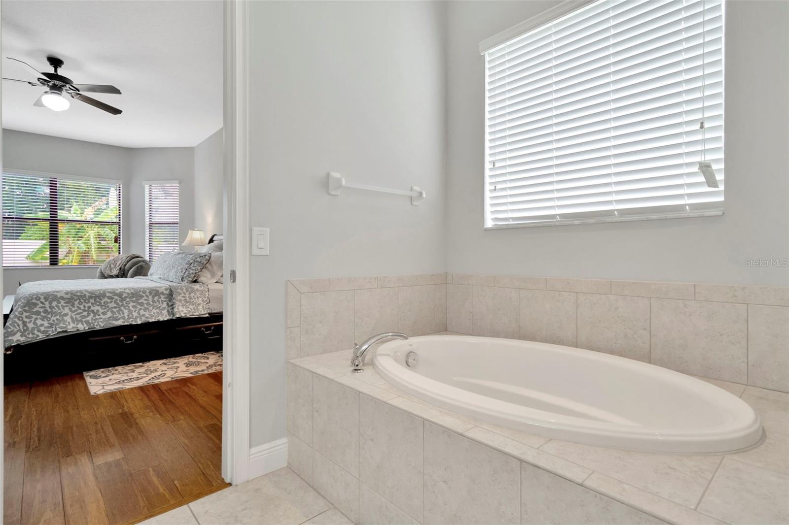 Image 31 of 42 For 11026 Brahman Ranch Circle