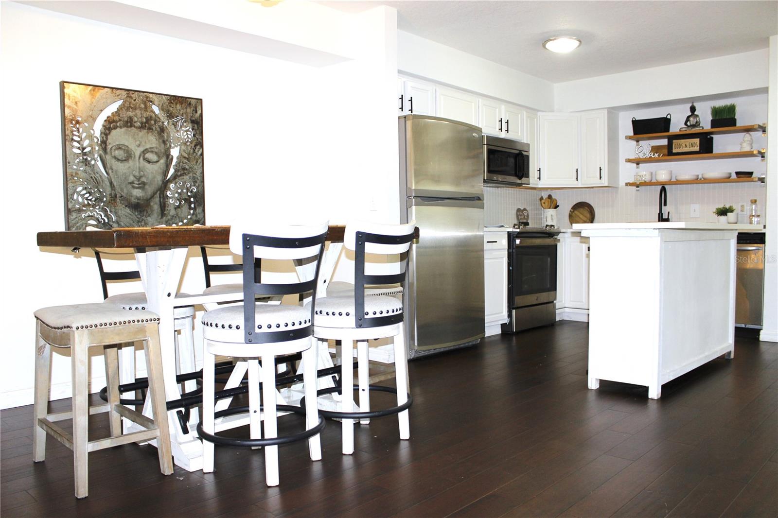 Image 10 of 37 For 9481 Highland Oak Drive 1310