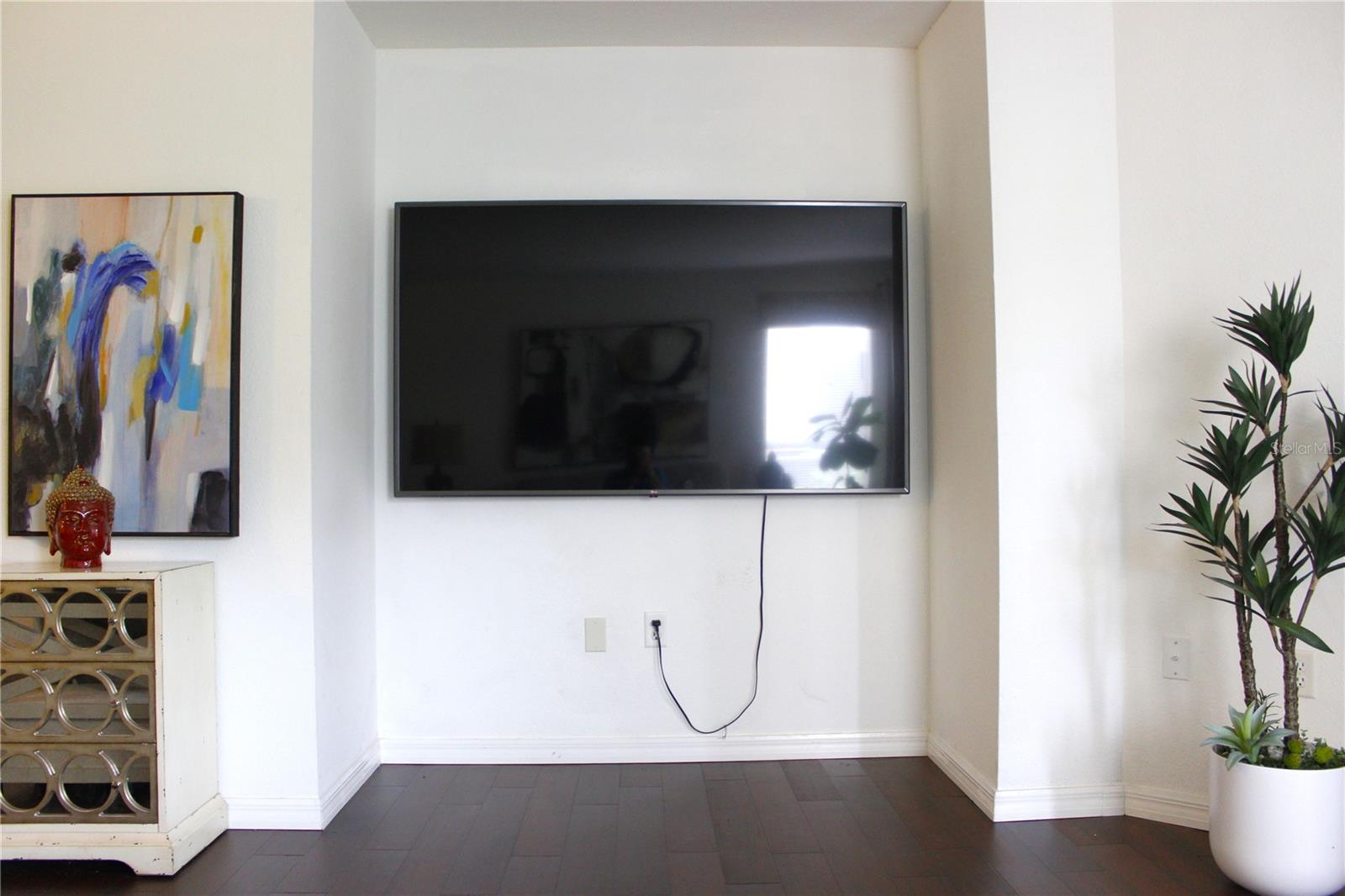 Image 17 of 37 For 9481 Highland Oak Drive 1310