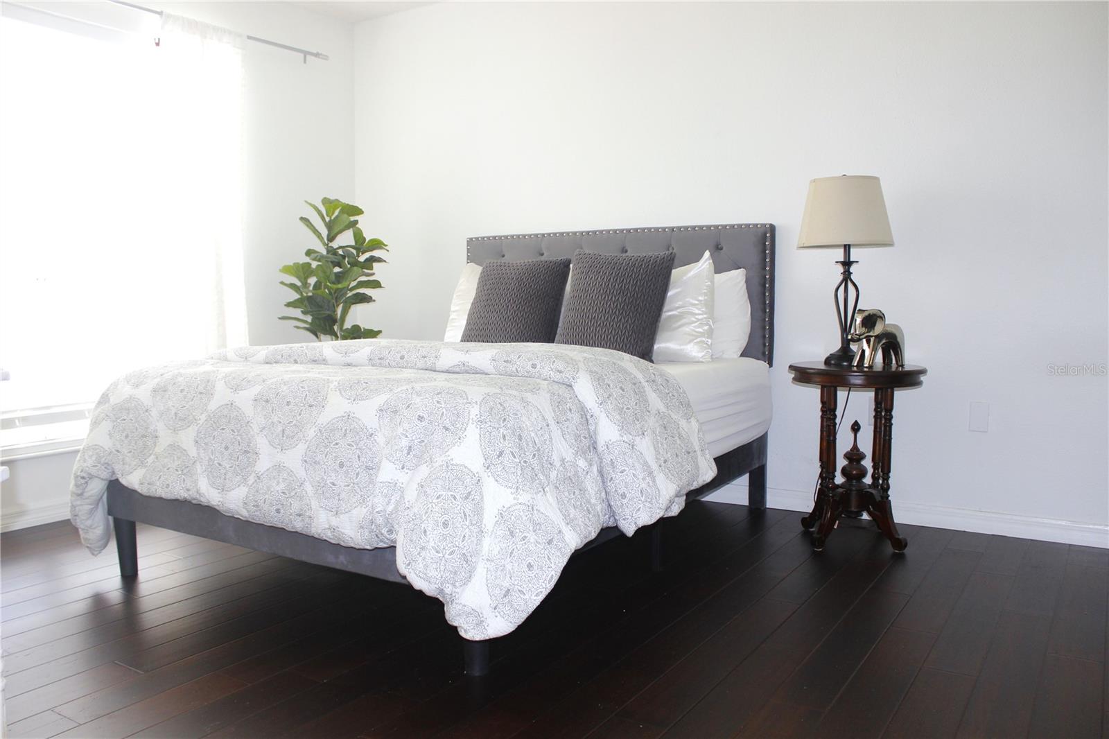 Image 20 of 37 For 9481 Highland Oak Drive 1310
