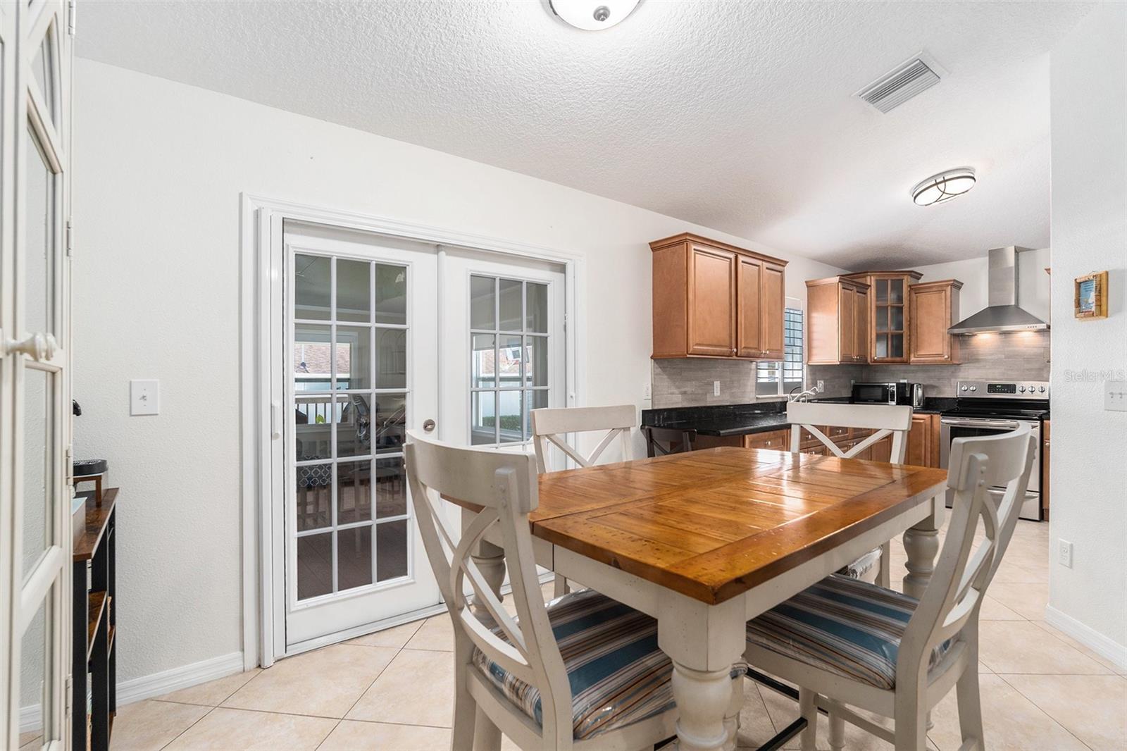Image 20 of 29 For 7807 Packwood Avenue