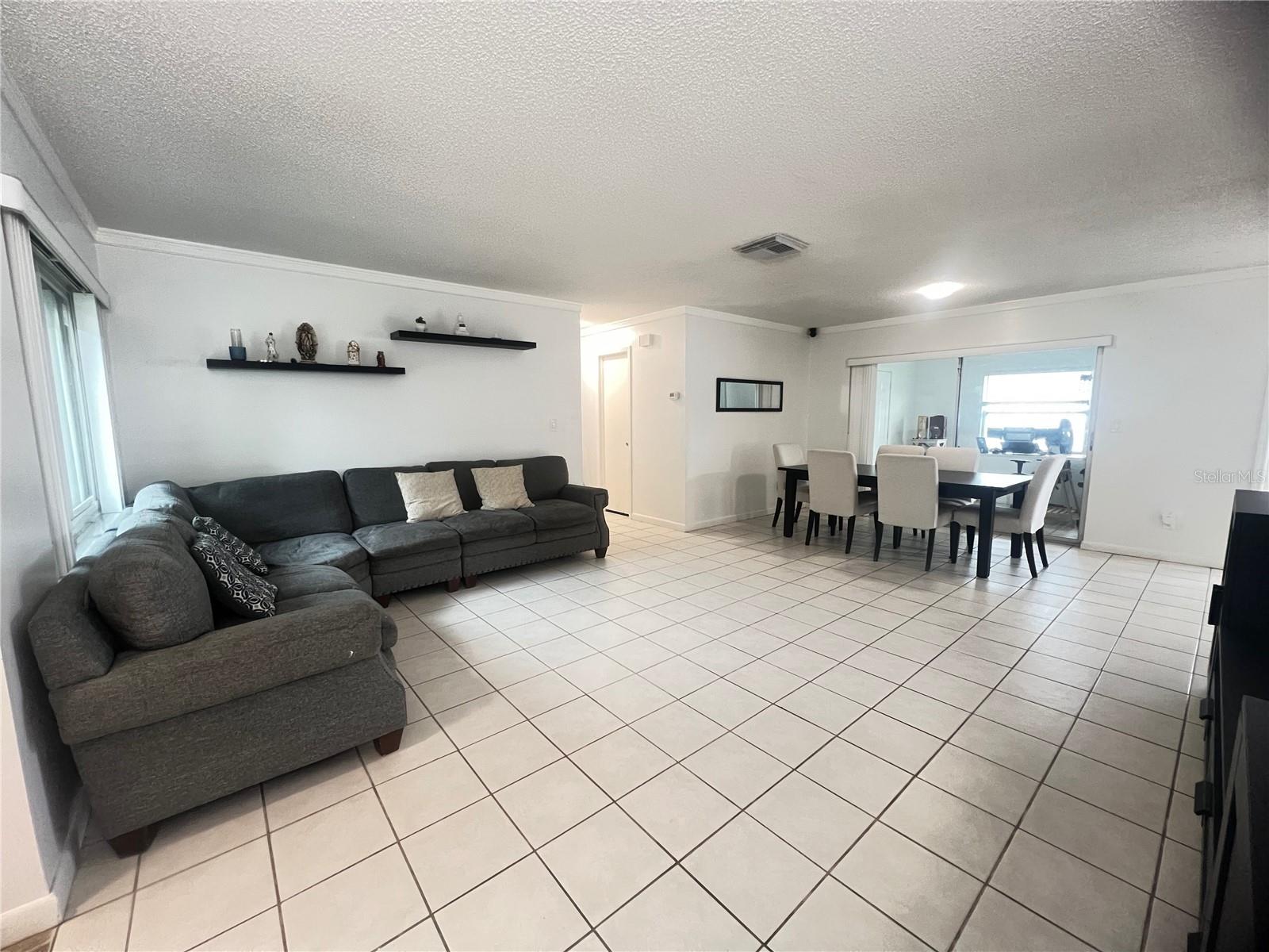 Image 3 of 32 For 7438 Lake Forest Circle