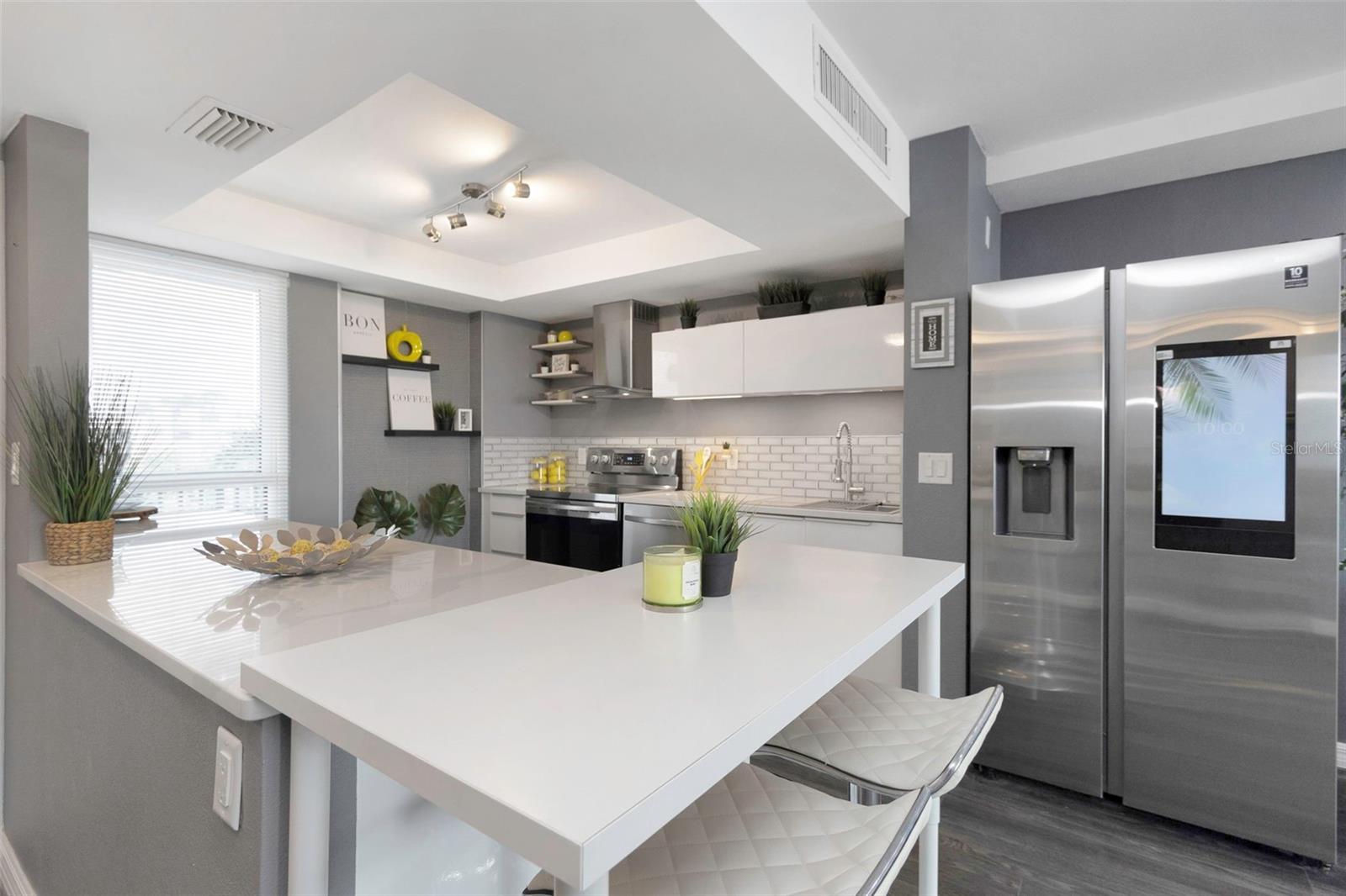 Image 14 of 71 For 2617 Cove Cay Drive 404