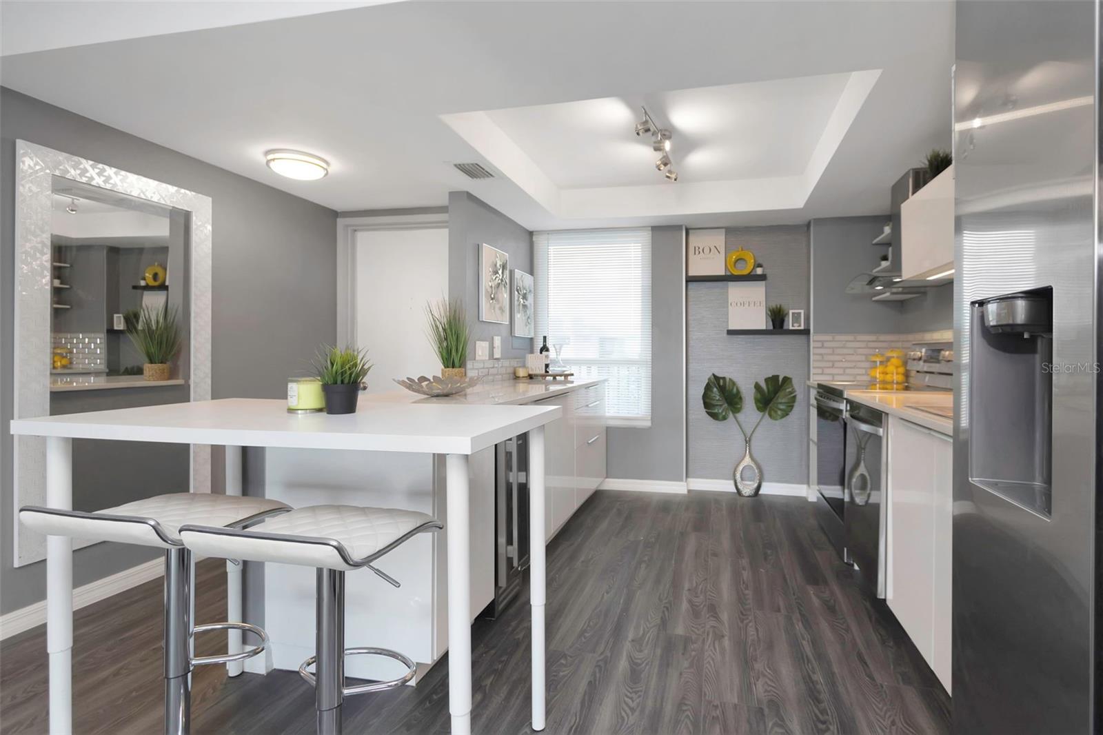 Image 17 of 71 For 2617 Cove Cay Drive 404