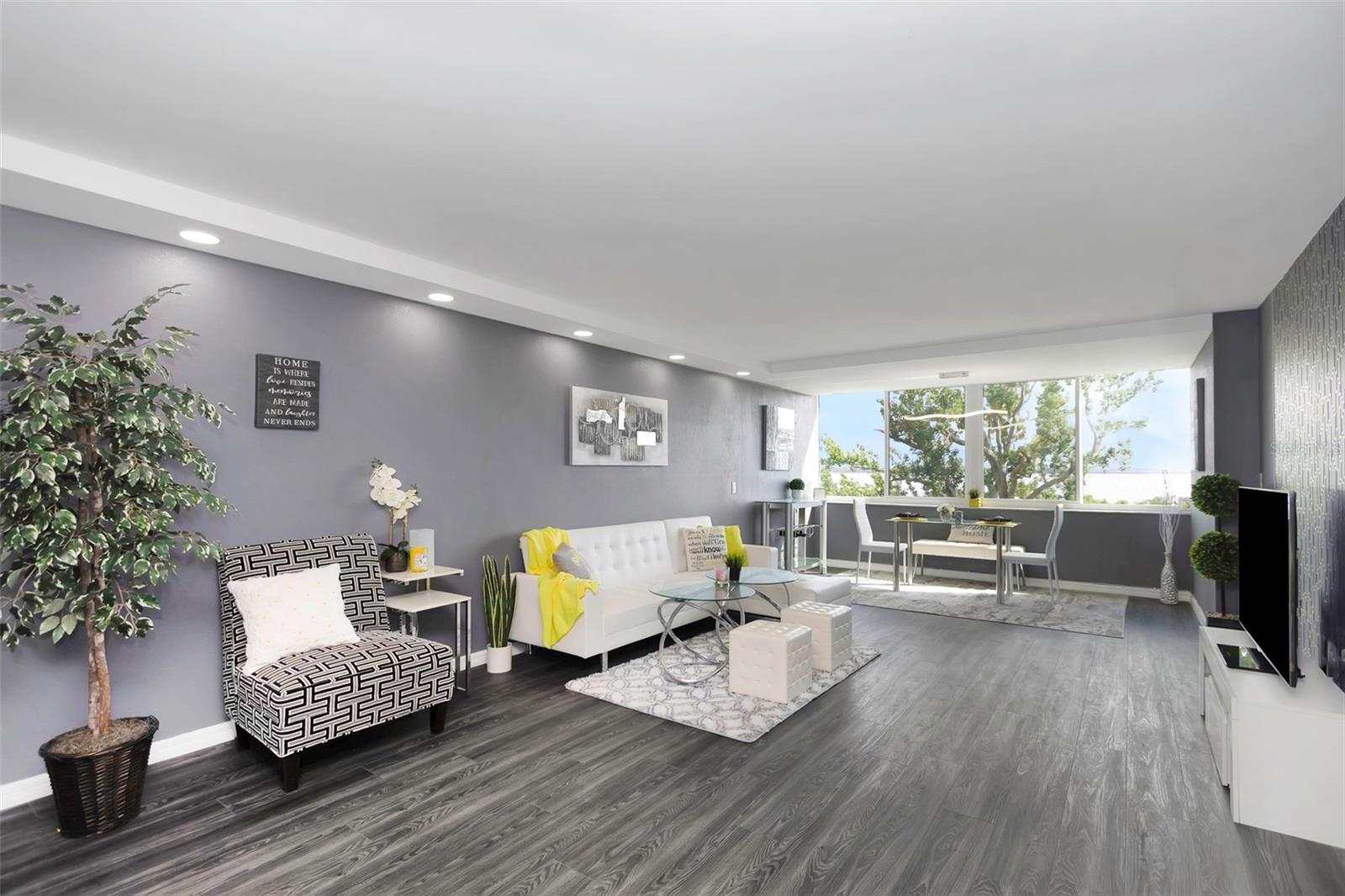 Image 4 of 71 For 2617 Cove Cay Drive 404