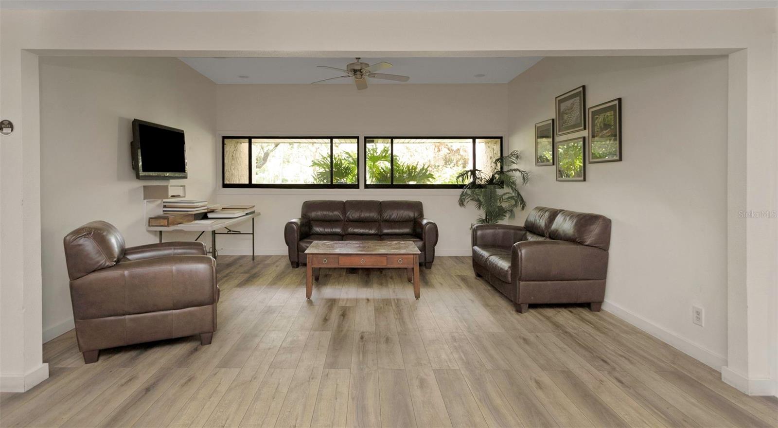 Image 47 of 71 For 2617 Cove Cay Drive 404