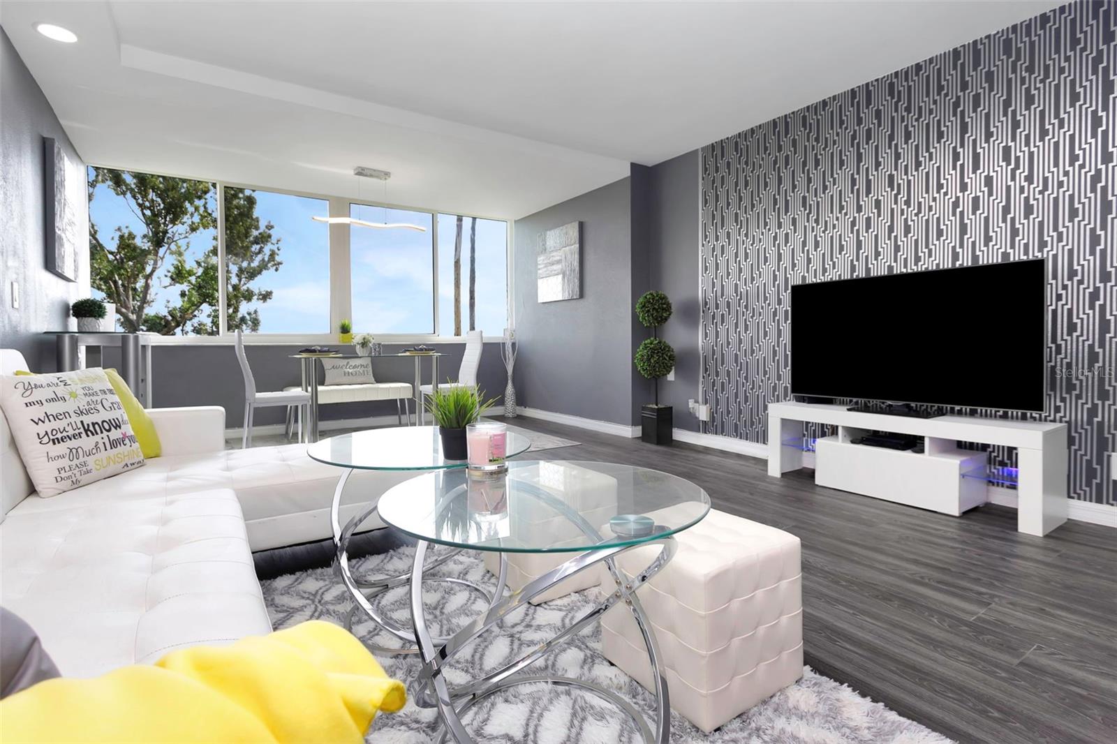 Image 6 of 71 For 2617 Cove Cay Drive 404