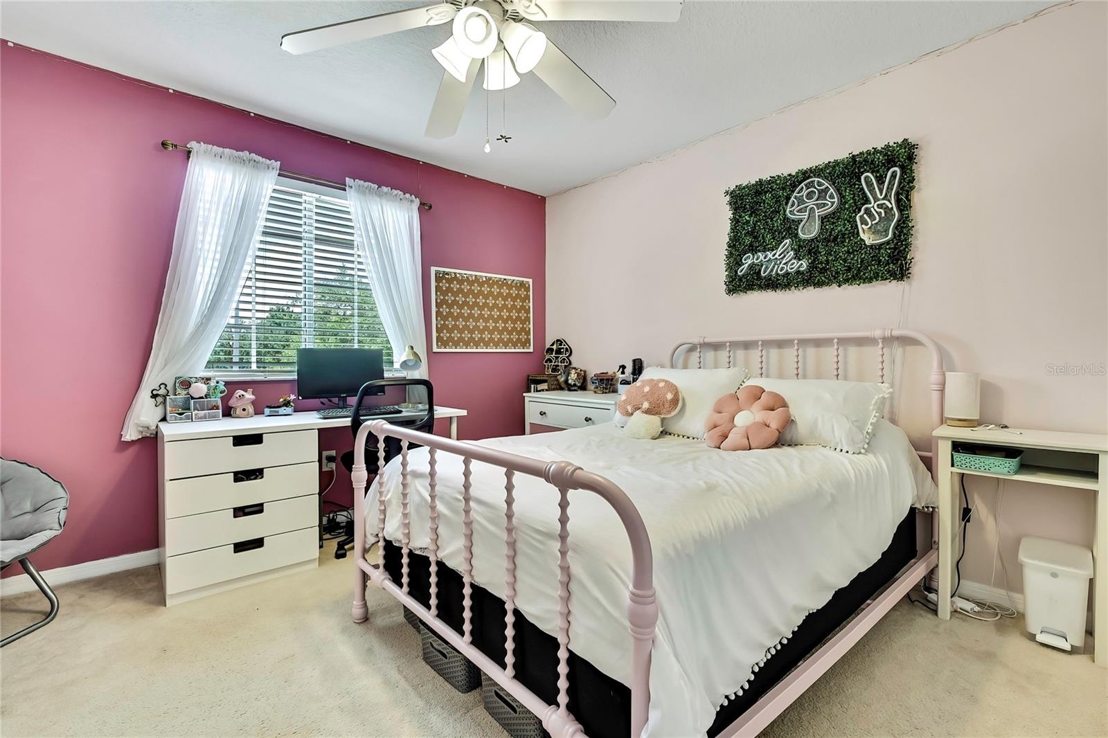 Image 38 of 76 For 4025 Harbor Lake Drive