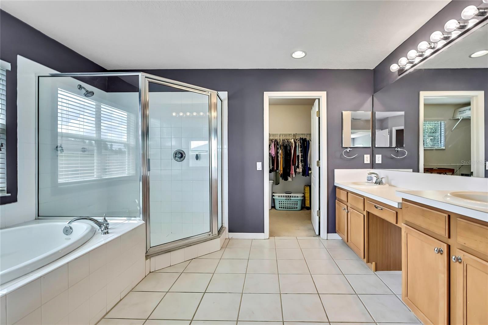 Image 43 of 76 For 4025 Harbor Lake Drive
