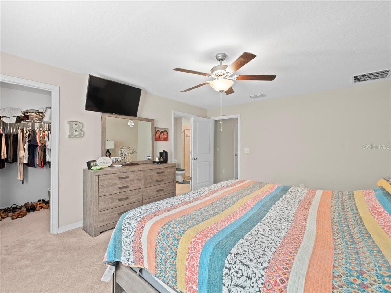 Image 4 of 32 For 8491 Essington St