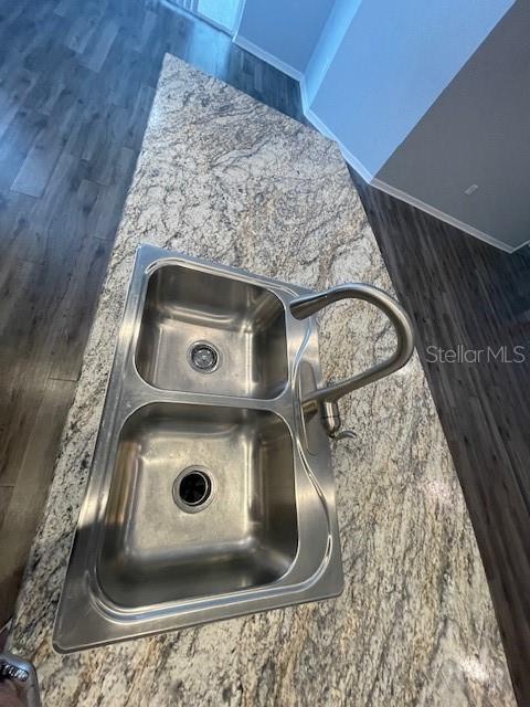 Image 15 of 48 For 5108 33rd Avenue E