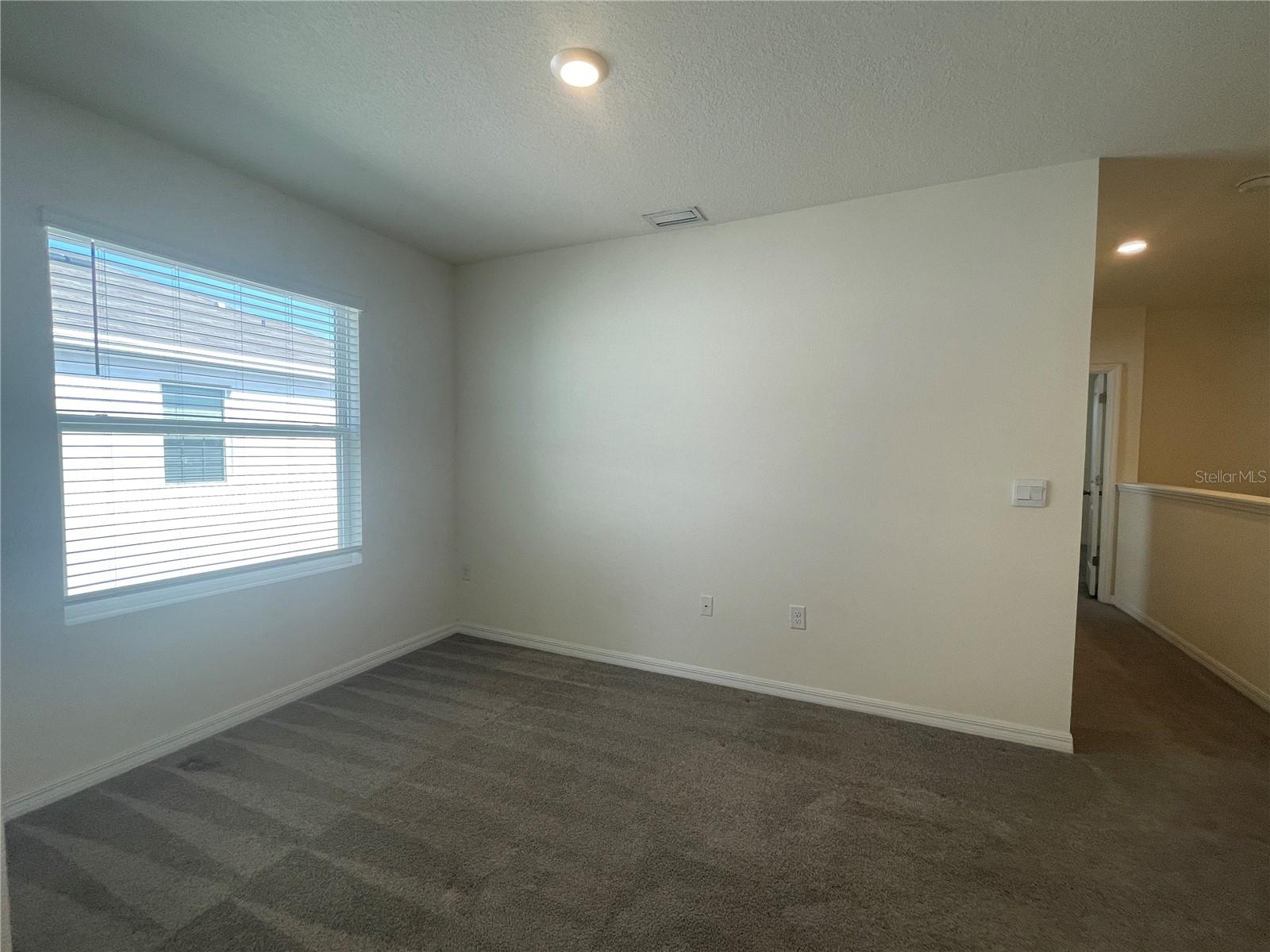 Image 15 of 32 For 33078 Major Oak Dr