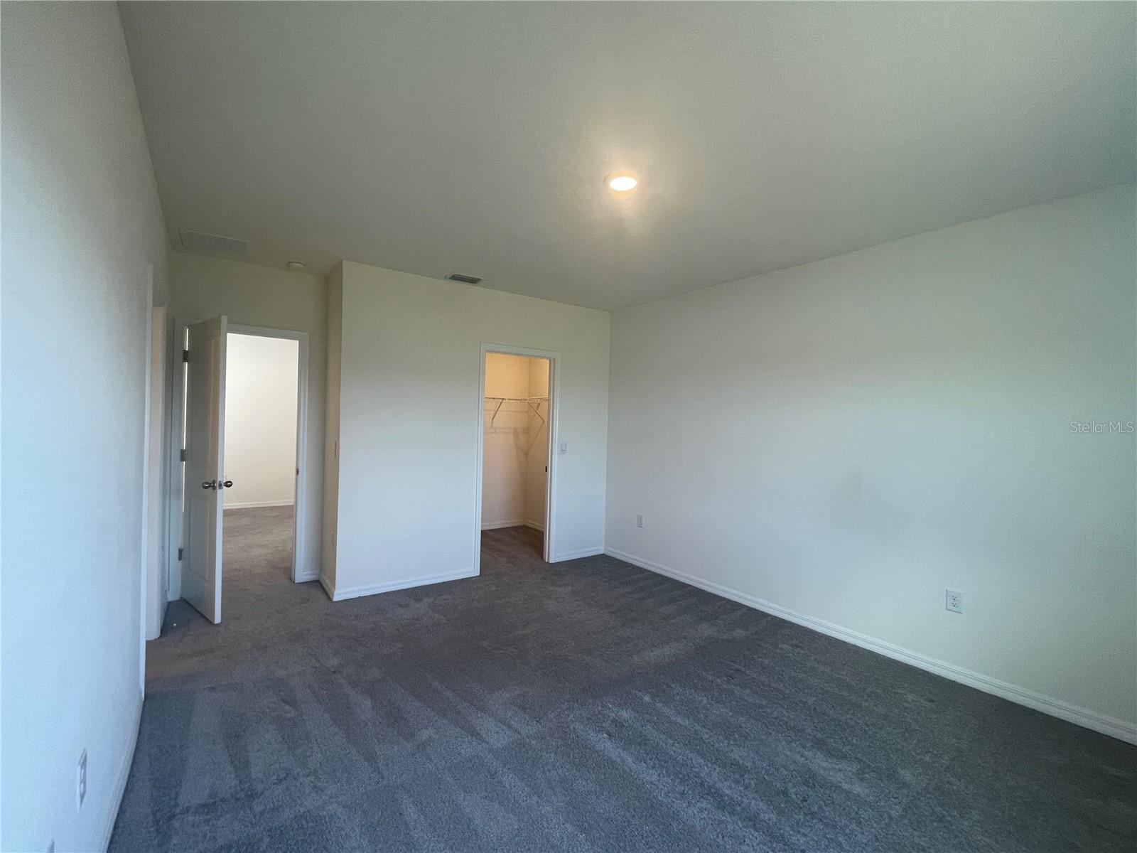 Image 17 of 32 For 33078 Major Oak Dr